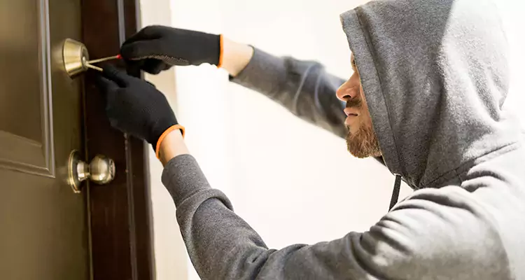 Emergency Motel Lock Repairs—Available 24/7 in Kendall, FL